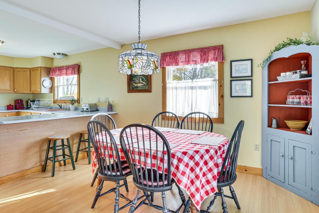 Photo of Kitchen in Alburg