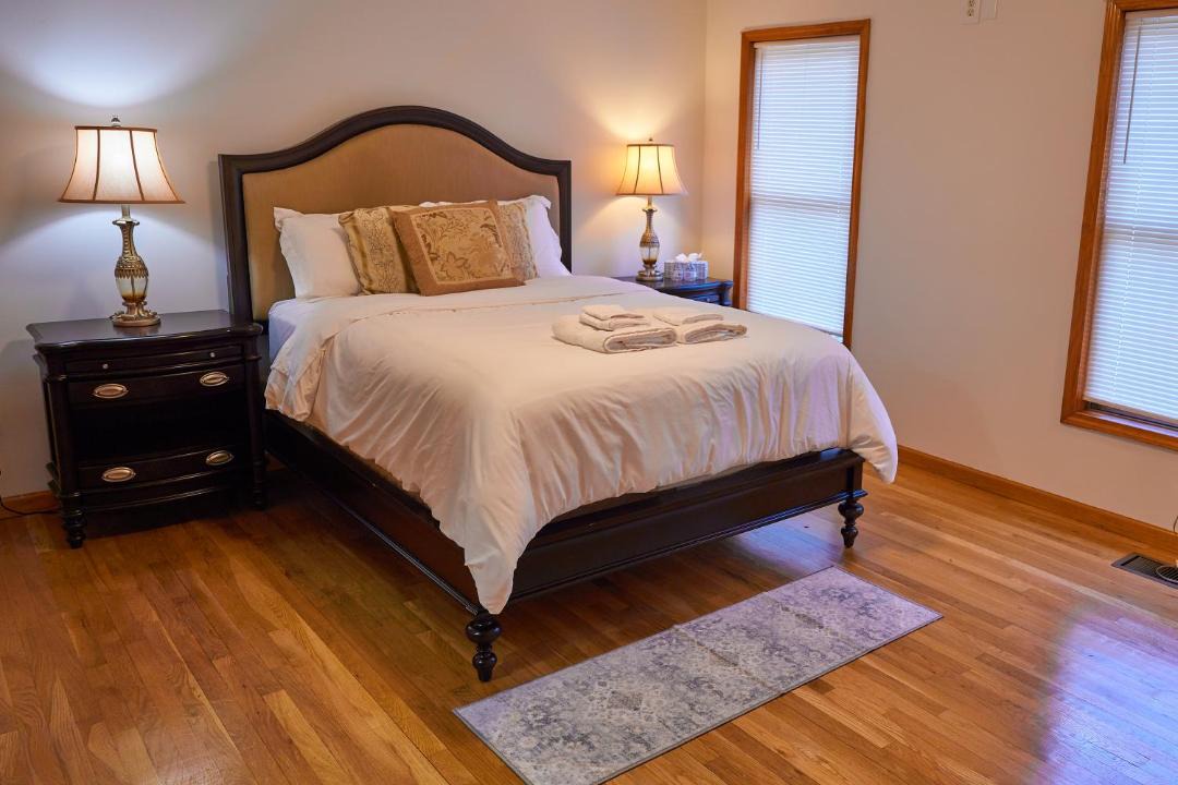 Photo of Bedroom in Cuddebackville