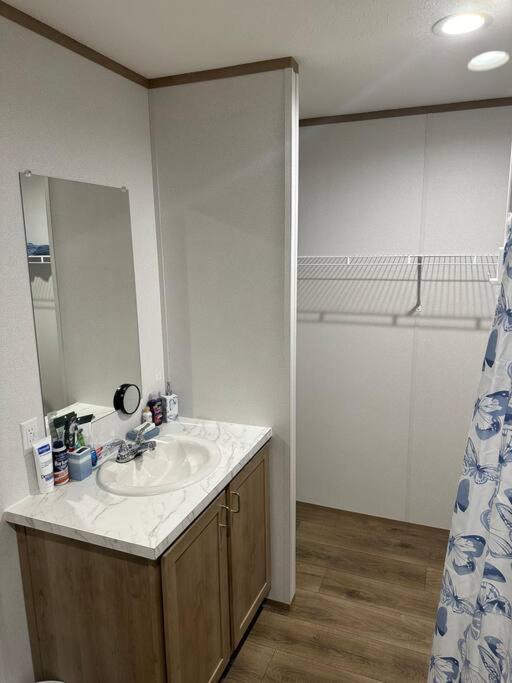 Photo of Bathroom in Cedar Island