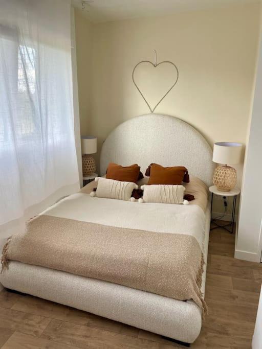 Photo of Bedroom in Rosieres-pres-Troyes