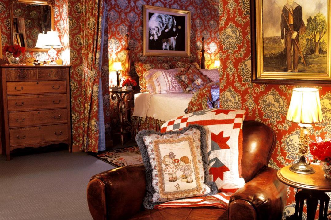 Photo of Others in Stowe Hollow