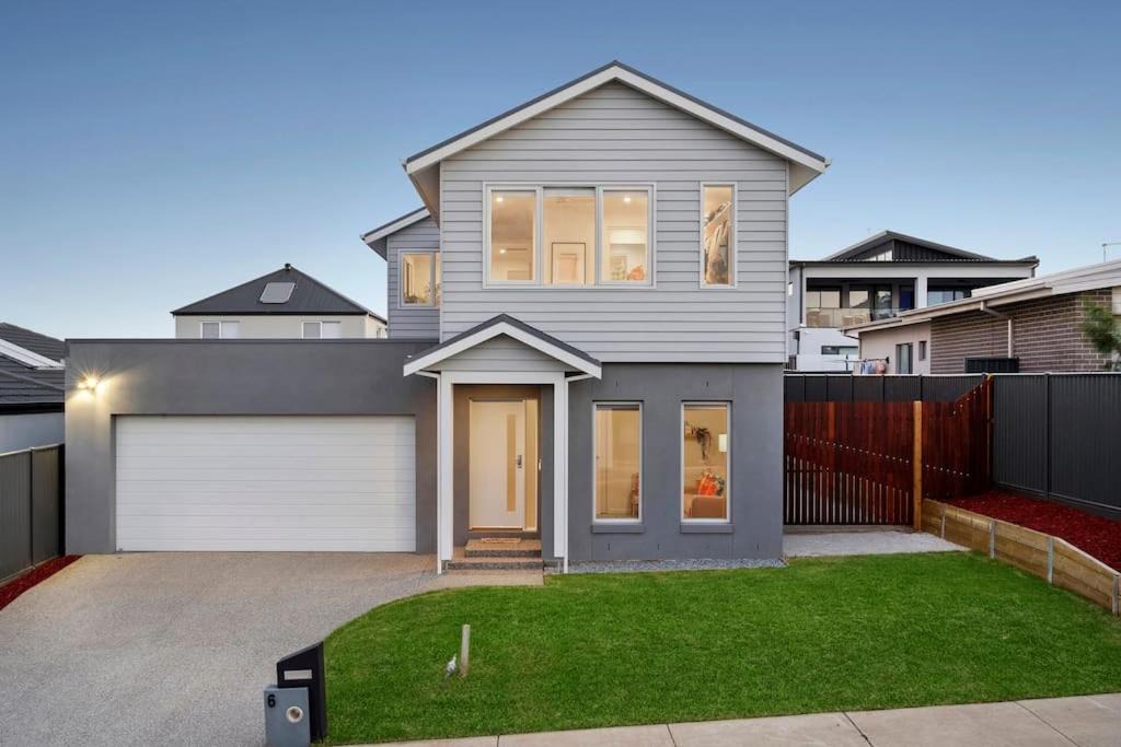 Photo of Others in Curlewis