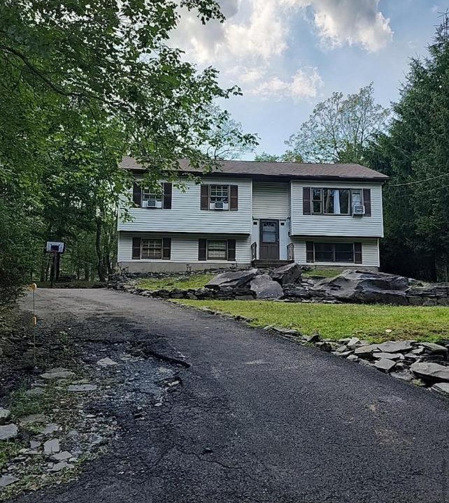 Photo of Others in Pocono Mountain Lake