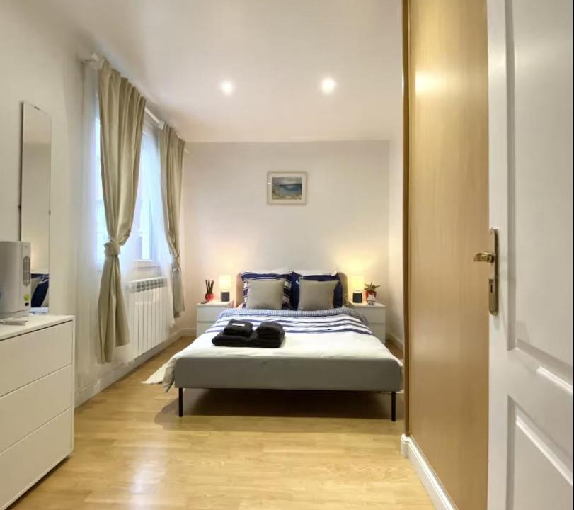 Photo of Bedroom in Bezons