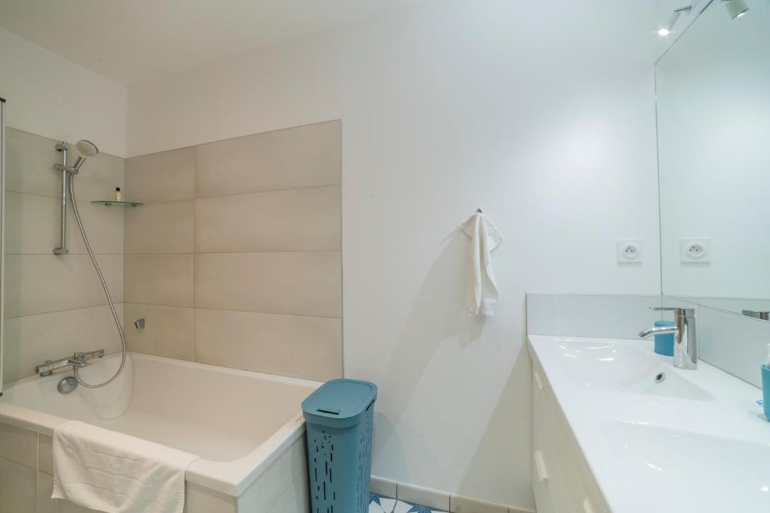 Photo of Bathroom in Paray-le-Monial