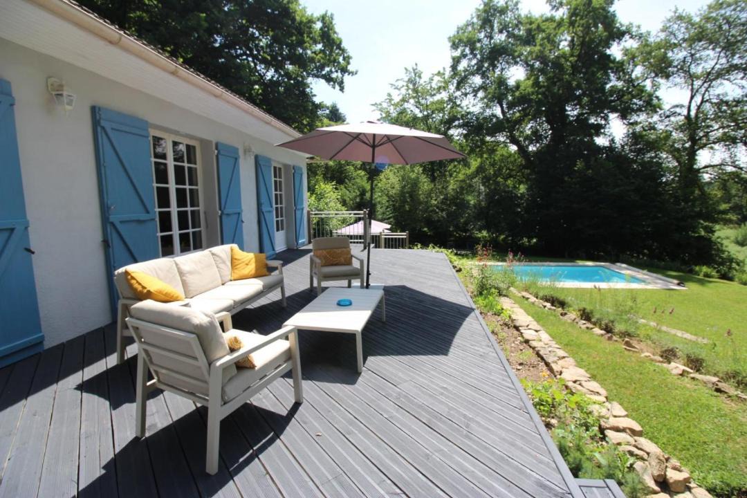 Photo of Others in Thouron