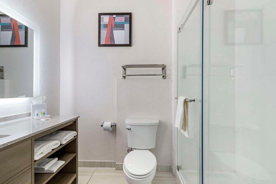 Photo of Bathroom in Bonanza