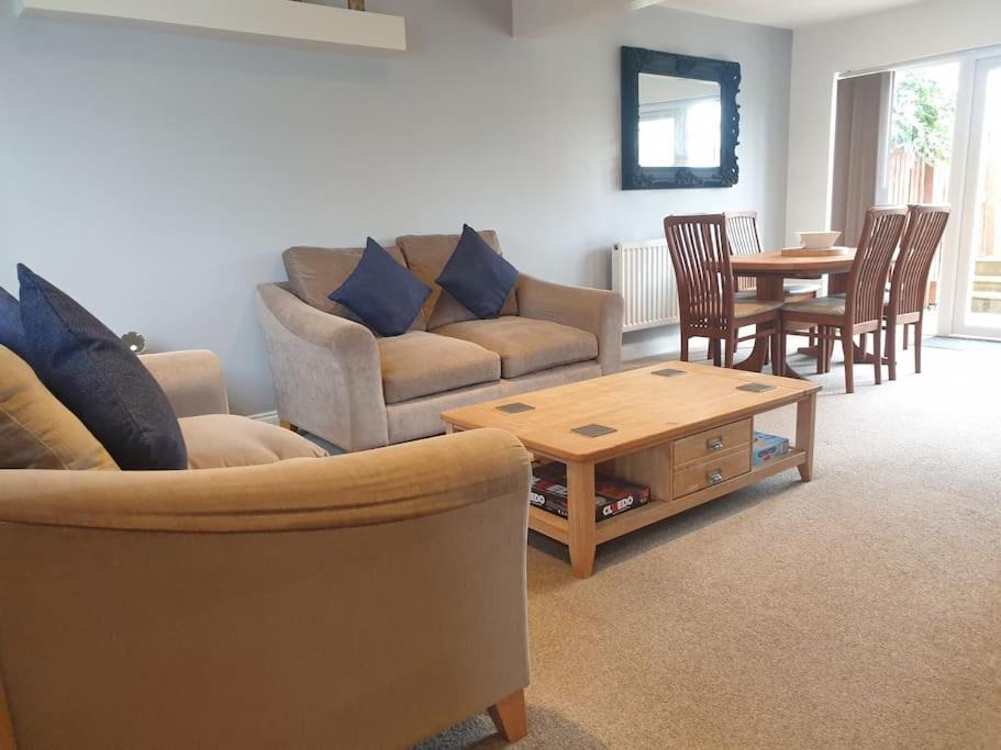 Photo of Livingroom in Clyst St Mary