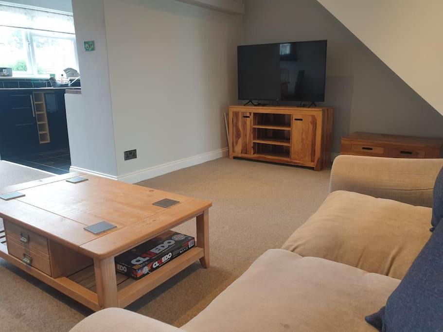 Photo of Livingroom in Clyst St Mary