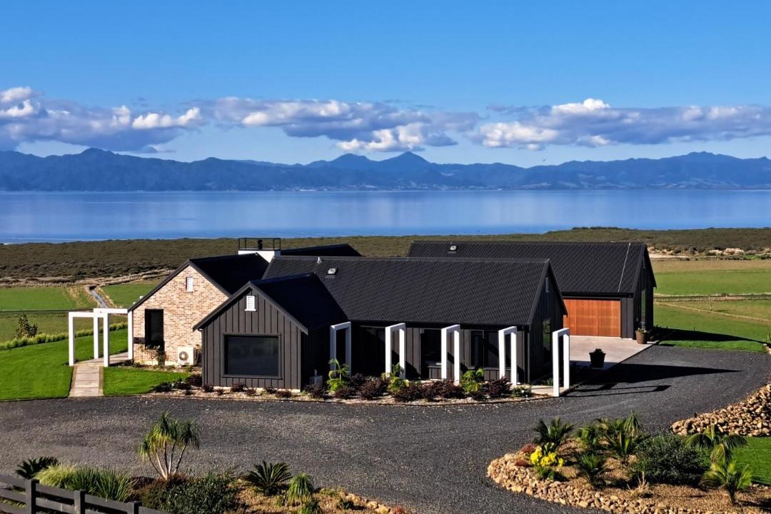 Photo of Others in Miranda