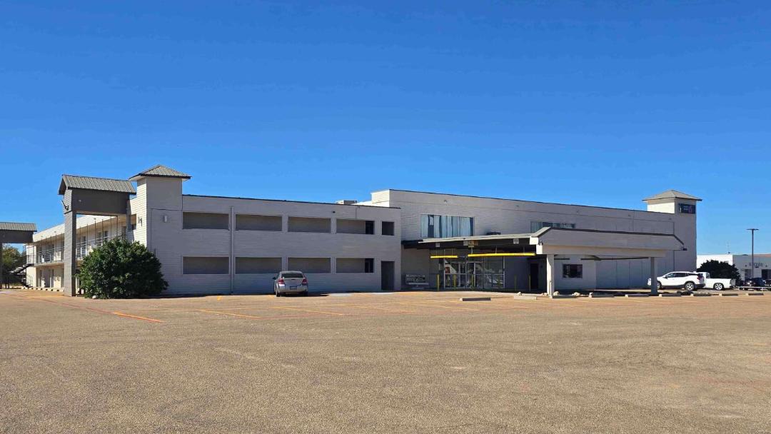 Photo of Buildings in Dumas