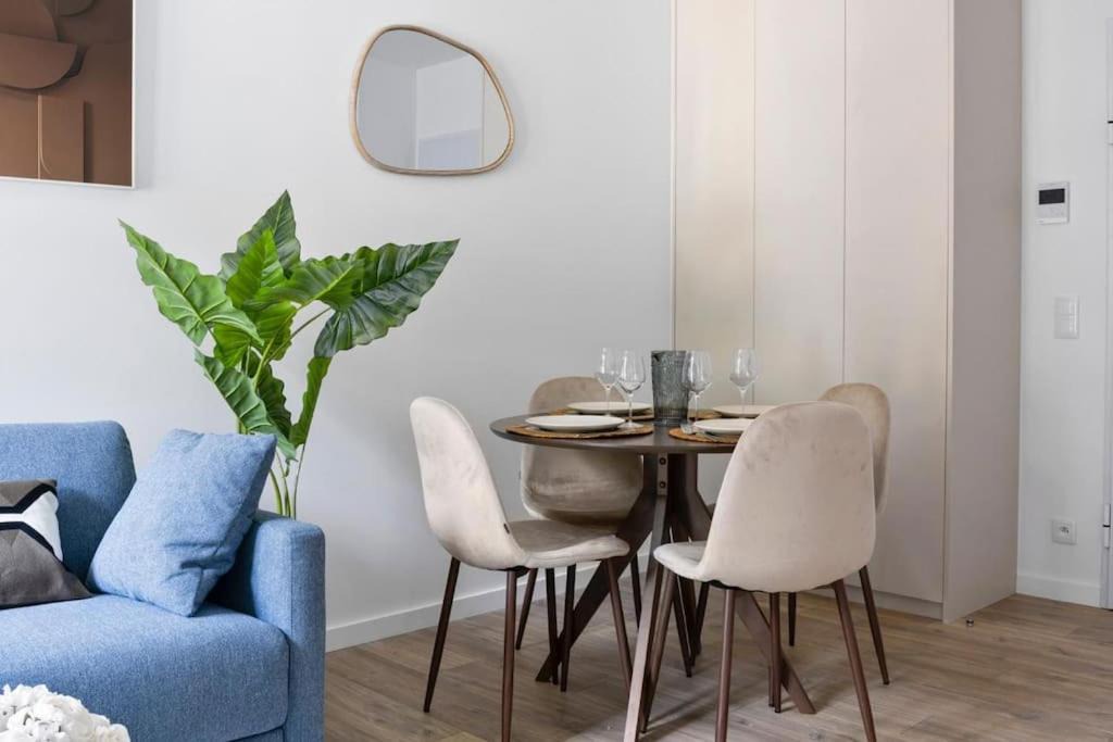 Photo of Livingroom in Chaville