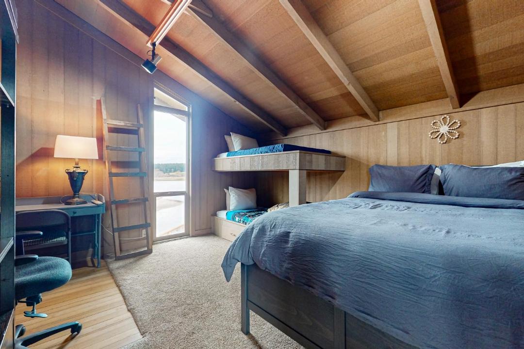 Photo of Bedroom in Clinton