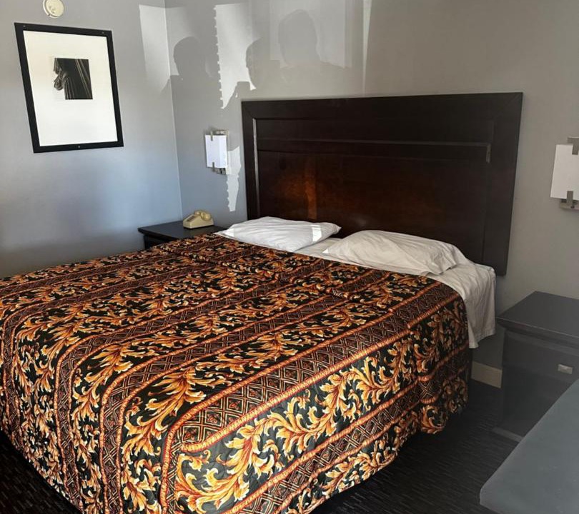 Photo of Bedroom in Budlong Woods