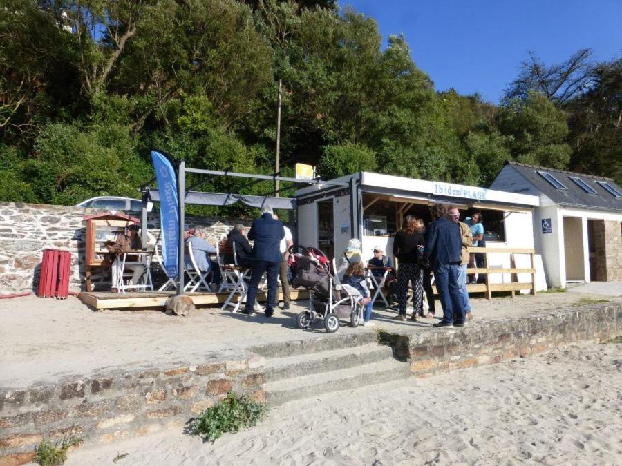 Photo of Others in Saint-Michel-en-Greve