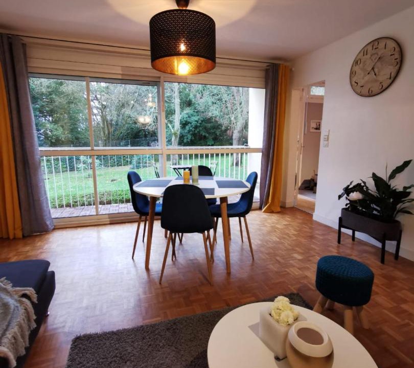 Photo of Livingroom in Eraudiere-Renaudiere