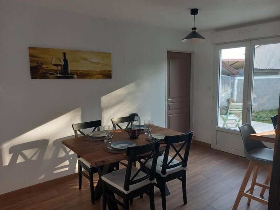 Photo of Others in Etais