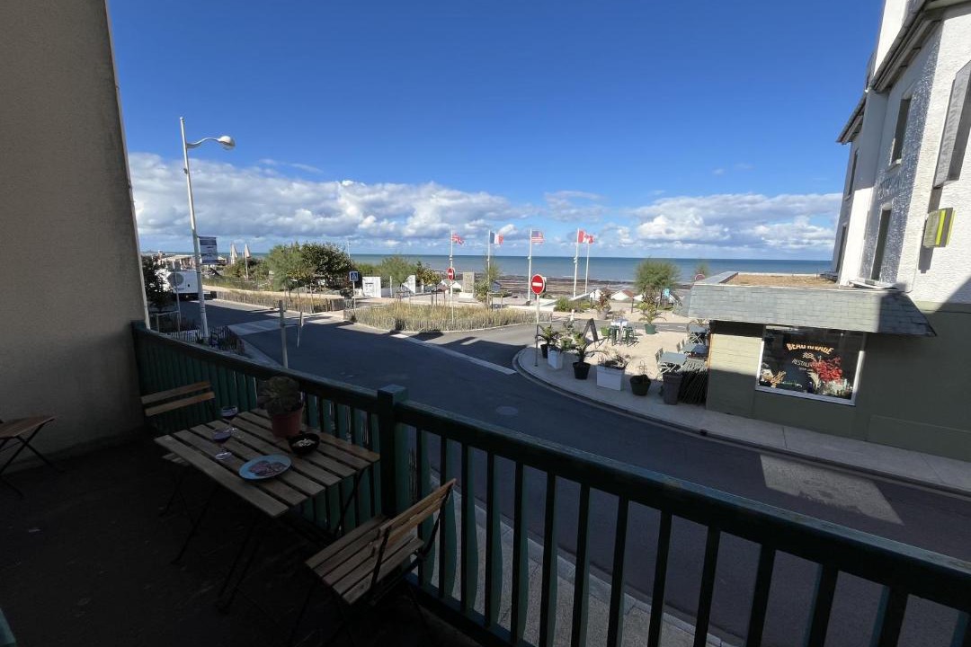 Photo of Patio Balcony in Luc-sur-Mer