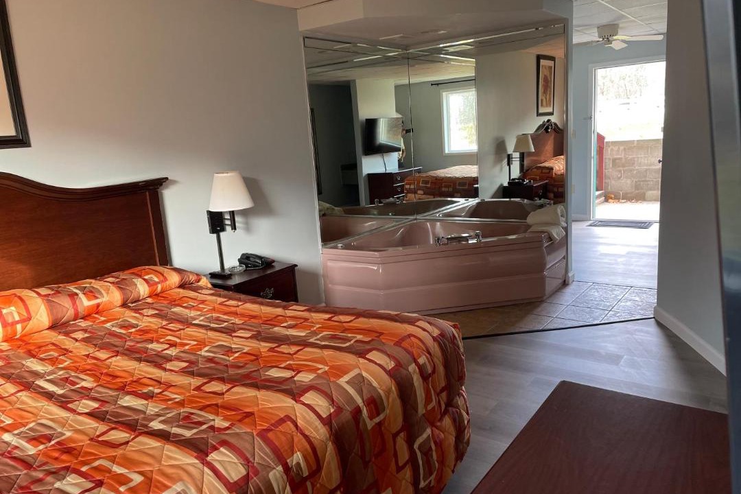 Photo of Bedroom in Perryopolis