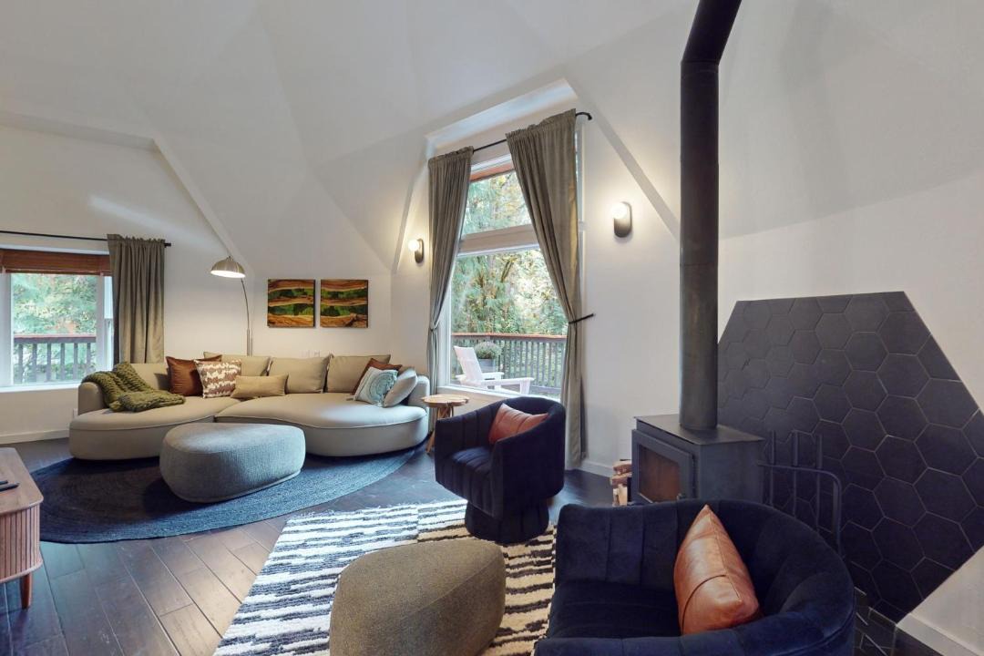 Photo of Others in Burley