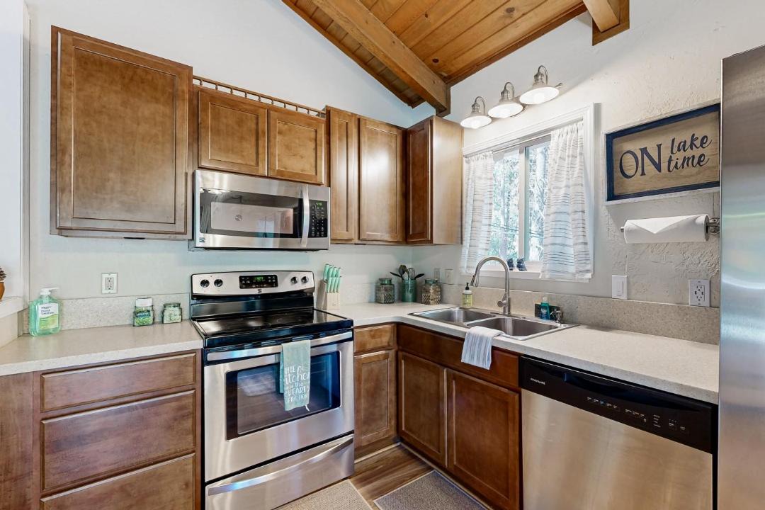 Photo of Others in Groveland