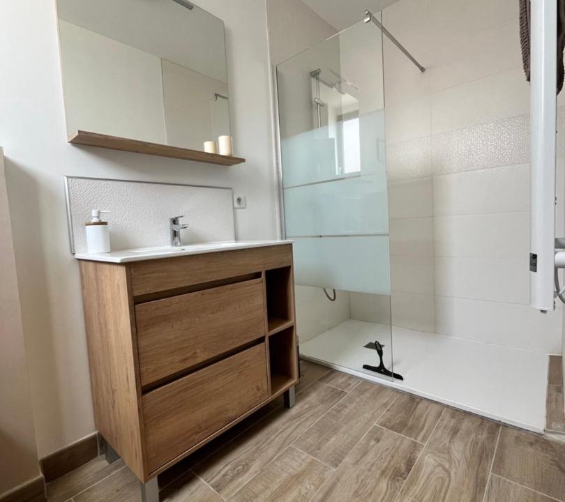 Photo of Bathroom in Allex