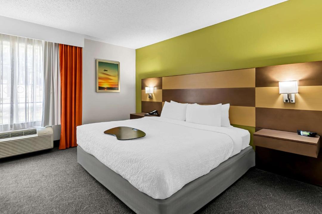 Photo of Bedroom in Niceville