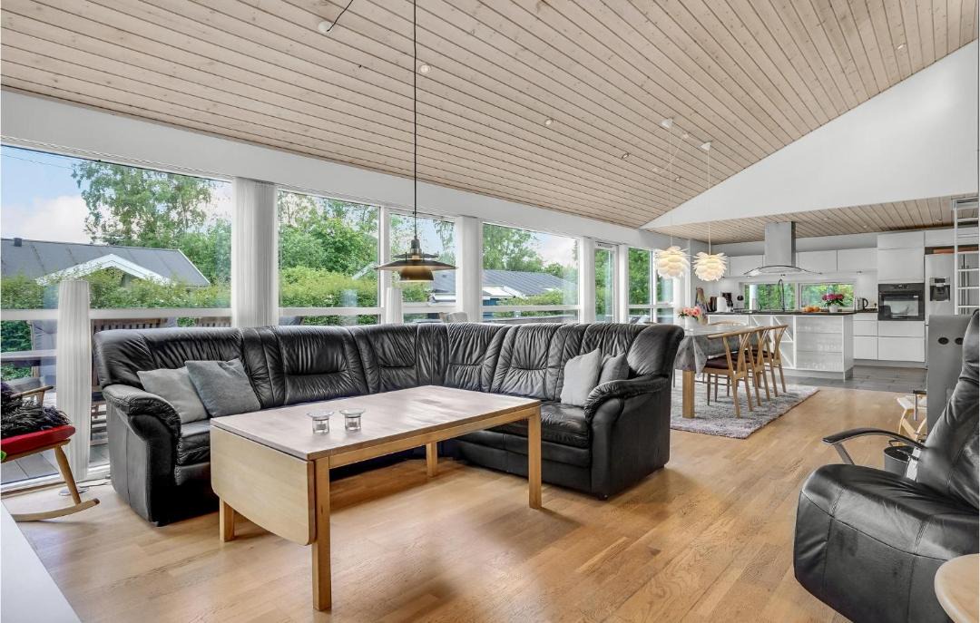 Photo of Others in Grena Strand