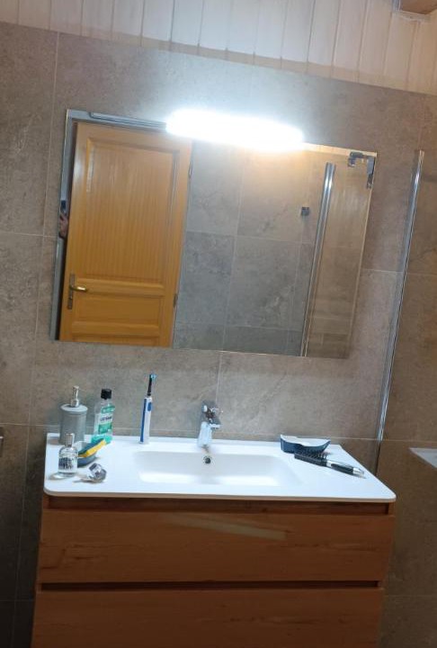 Photo of Bathroom in Bun