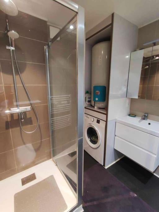 Photo of Bathroom in Cambrai