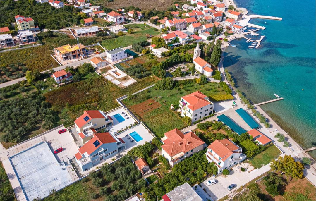 Photo of Buildings in Janjina