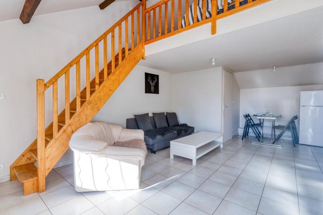 Photo of Others in Etampes