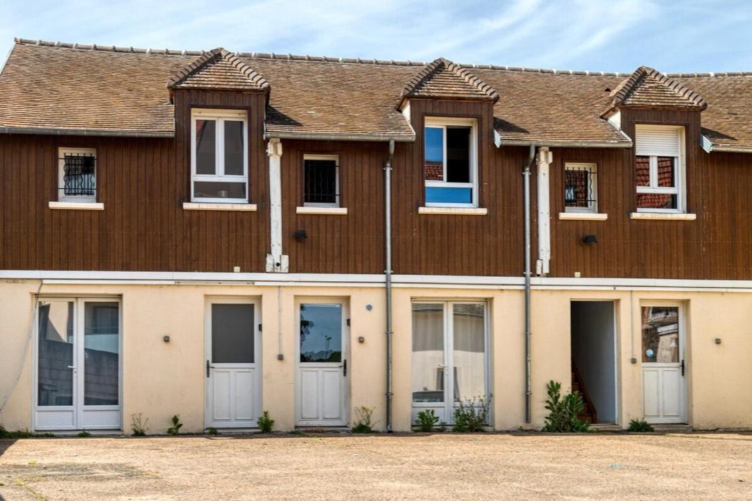 Photo of Buildings in Etampes