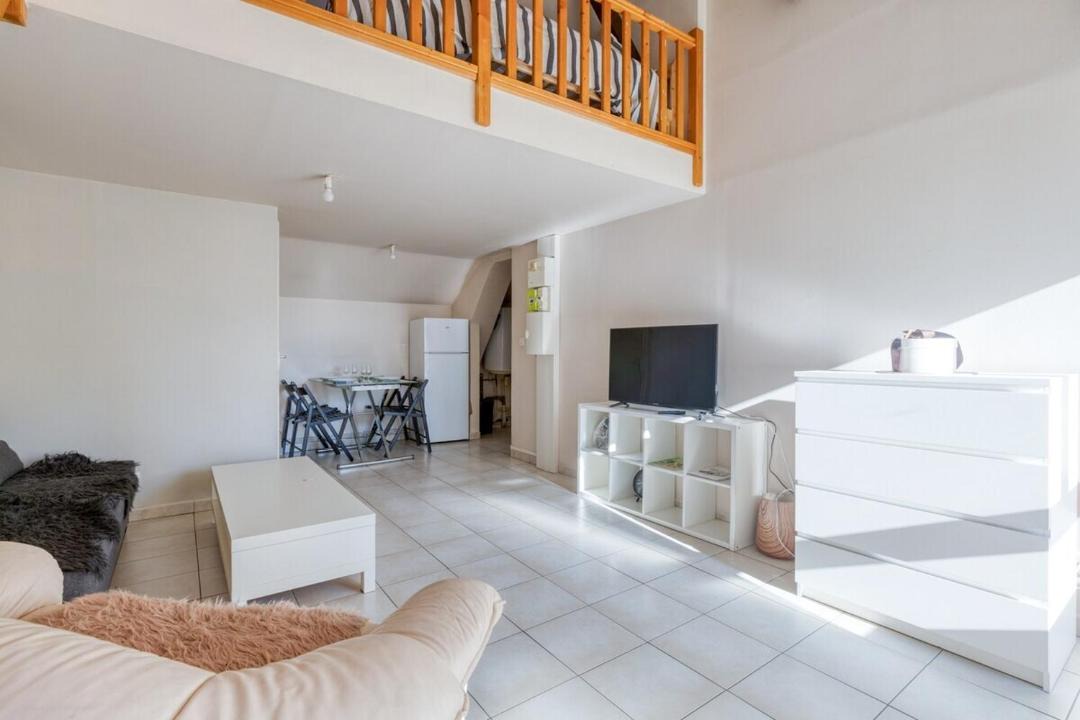 Photo of Others in Etampes