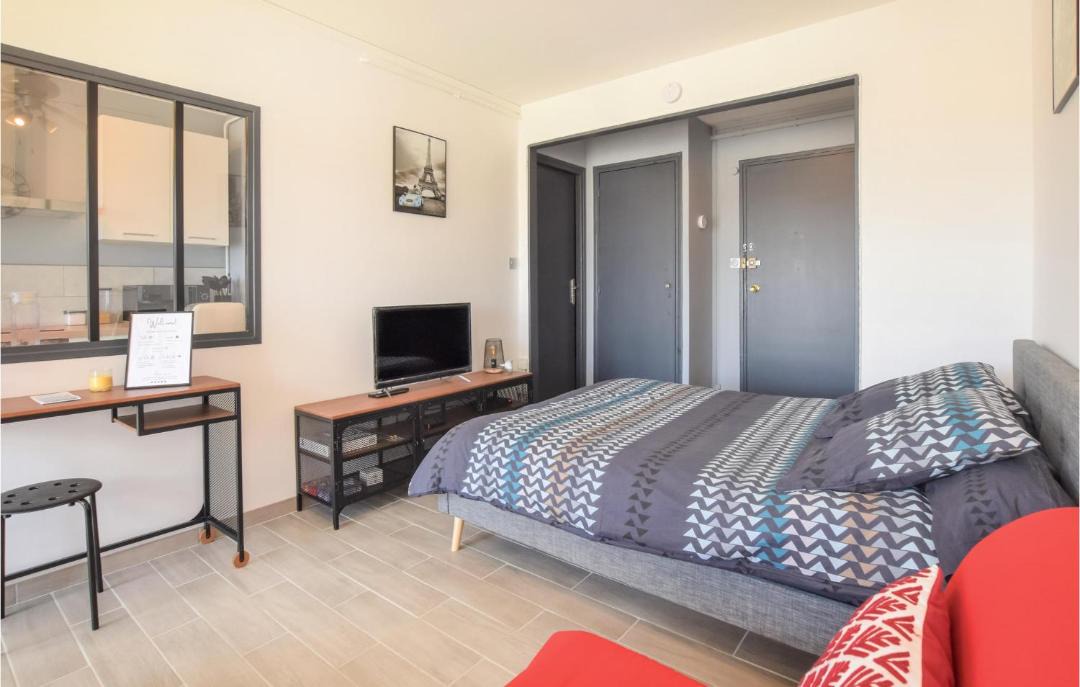 Photo of Bedroom in Claude Decaen