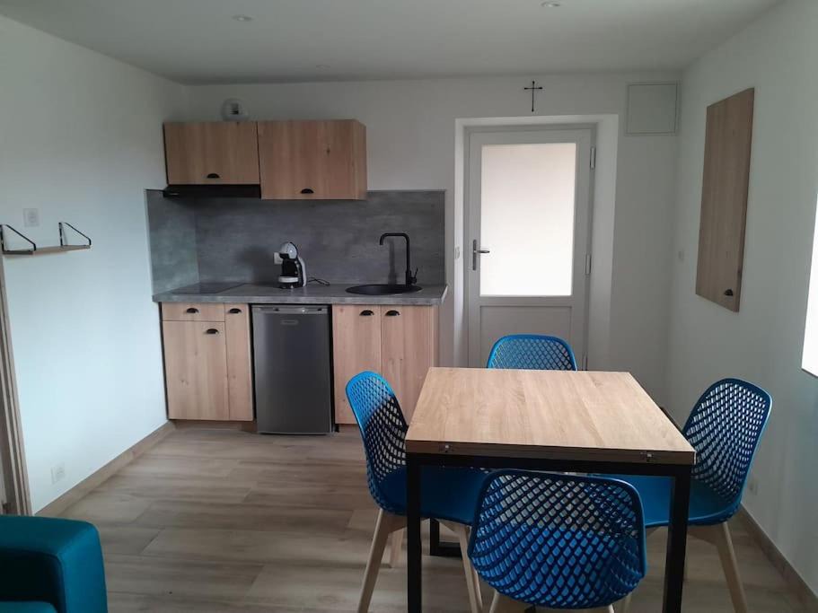 Photo of Kitchen in Gilhoc-sur-Ormeze