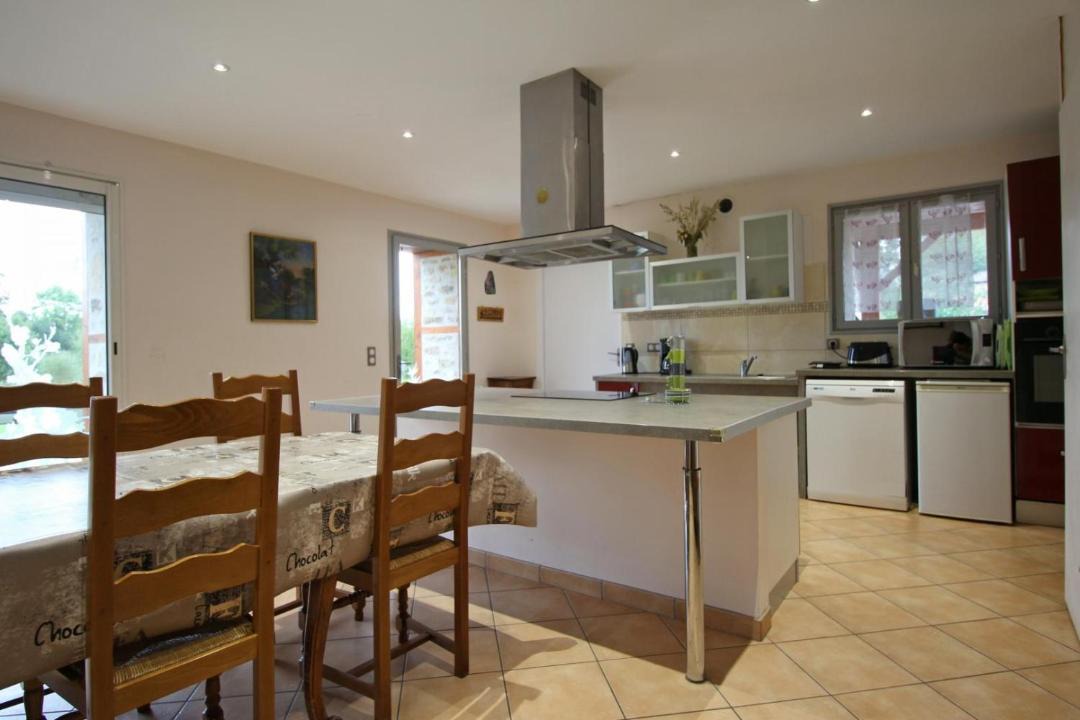 Photo of Kitchen in Eyjeaux