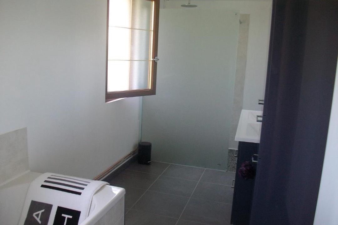 Photo of Bathroom in Surques