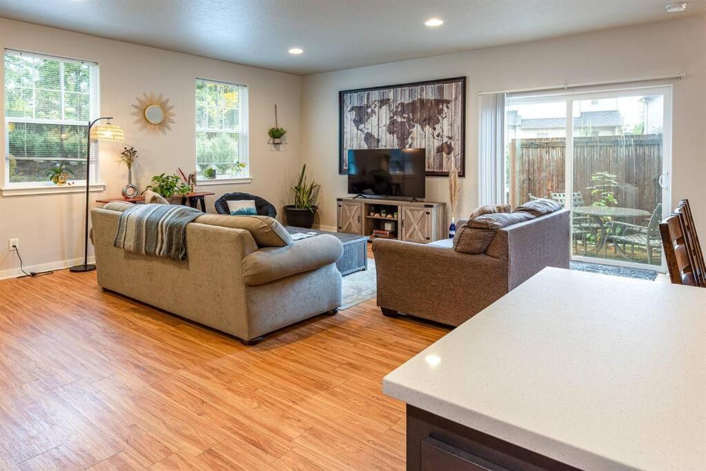 Photo of Others in Corvallis