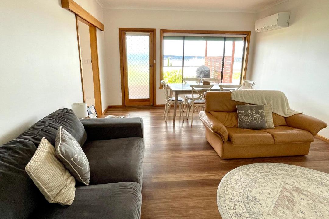 Photo of Others in Emu Bay