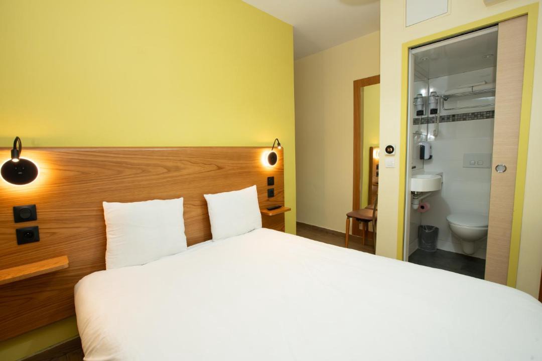 Photo of Others in 18th Arrondissement