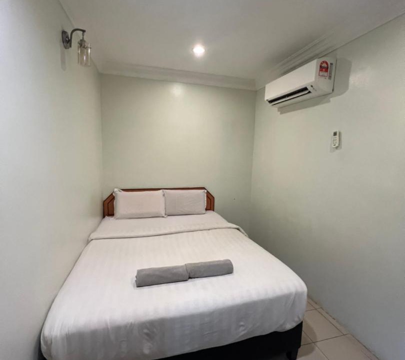 Photo of Others in Kampung Kuala Parit