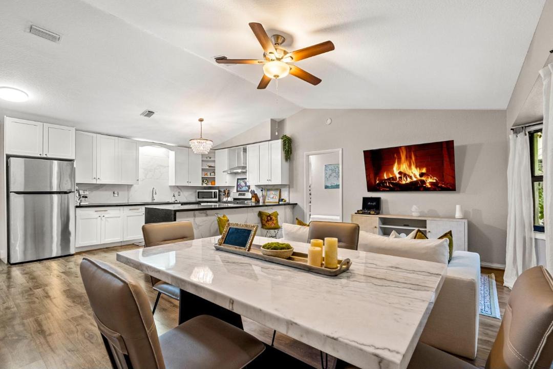 Photo of Kitchen in Hunt Club