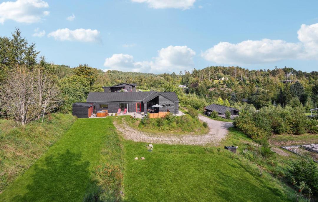 Photo of Others in Femmøller