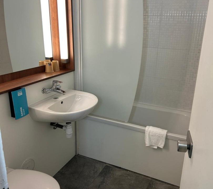 Photo of Bathroom in Woippy