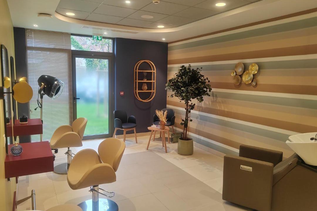 Photo of Others in Bethune