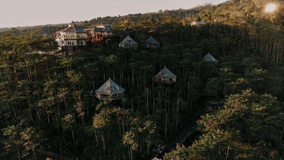 Photo of Others in Munduk