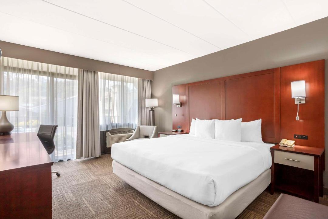 Photo of Bedroom in Edgewater