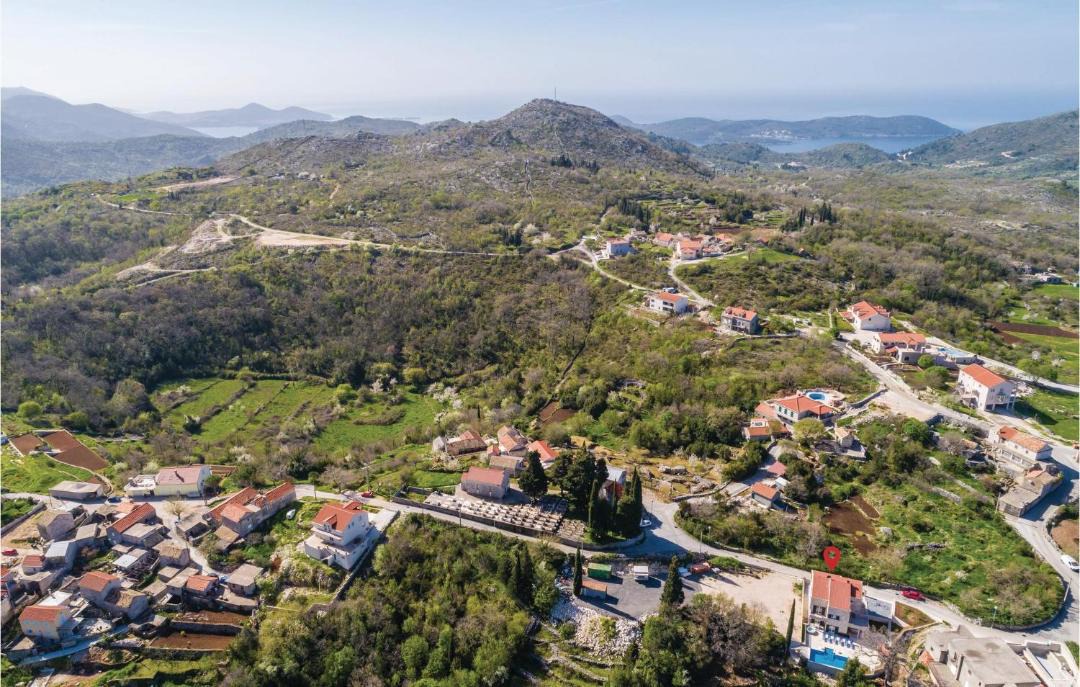 Photo of Others in Gromaca
