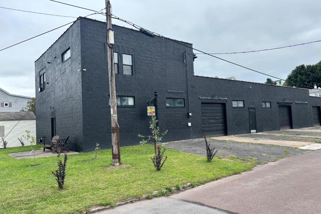 Photo of Buildings in Mount Carmel